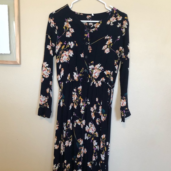 Floral Maxi Dress - Picture 2 of 5